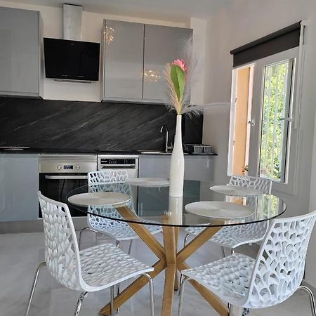 Apartamento La Torre,200M Hasta La Playa Benalmadena Bagian luar foto