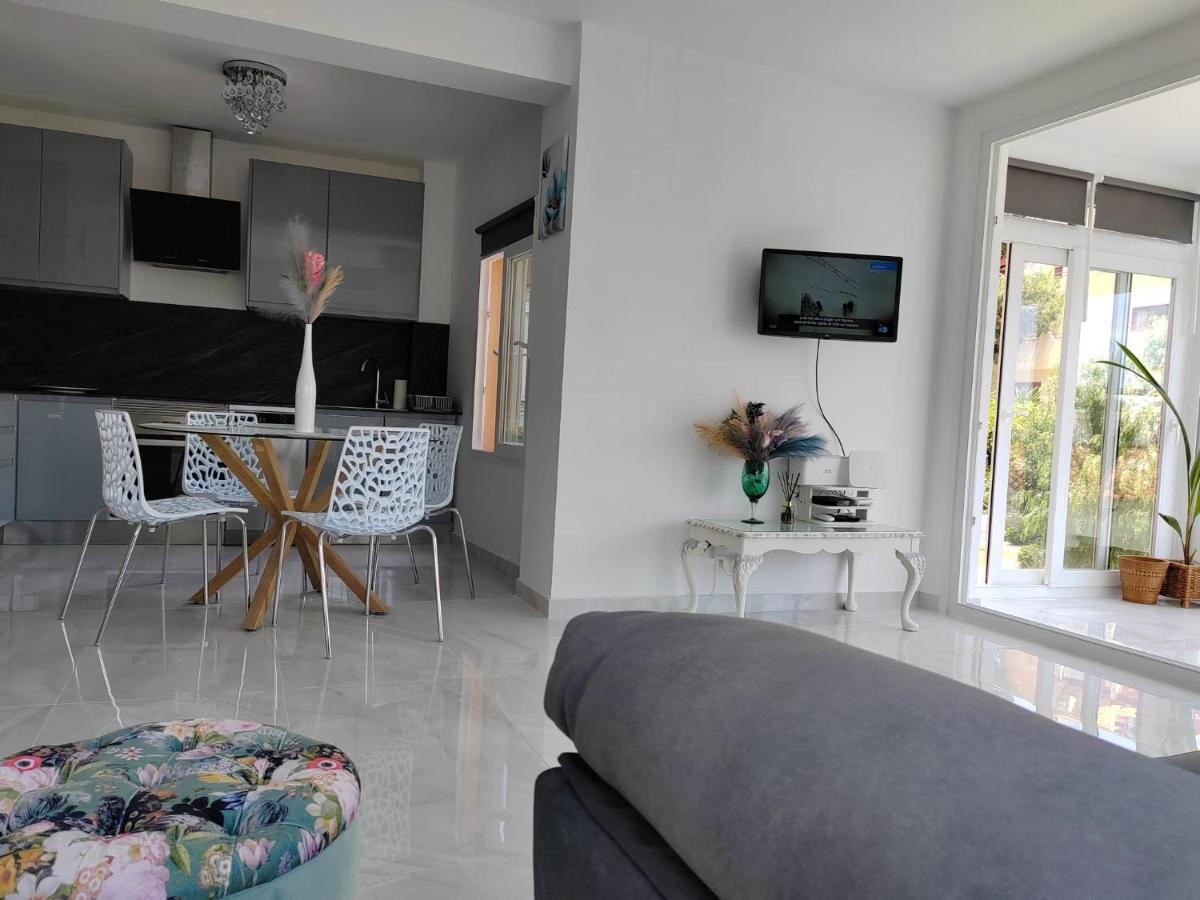 Apartamento La Torre,200M Hasta La Playa Benalmadena Bagian luar foto