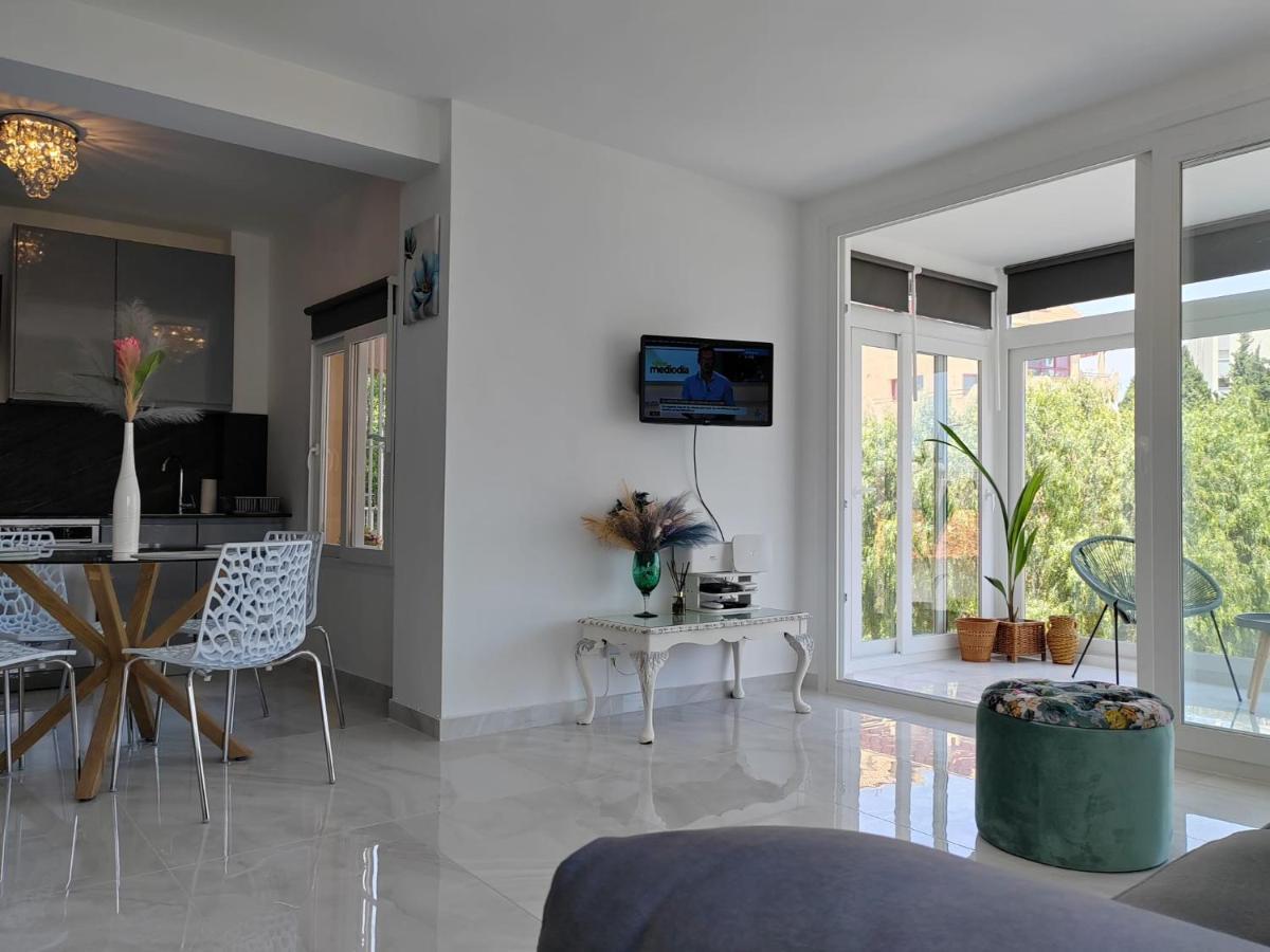 Apartamento La Torre,200M Hasta La Playa Benalmadena Bagian luar foto