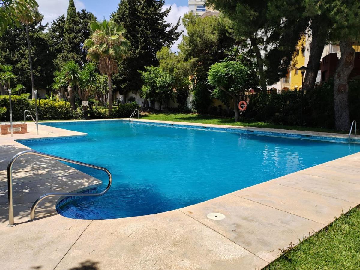 Apartamento La Torre,200M Hasta La Playa Benalmadena Bagian luar foto