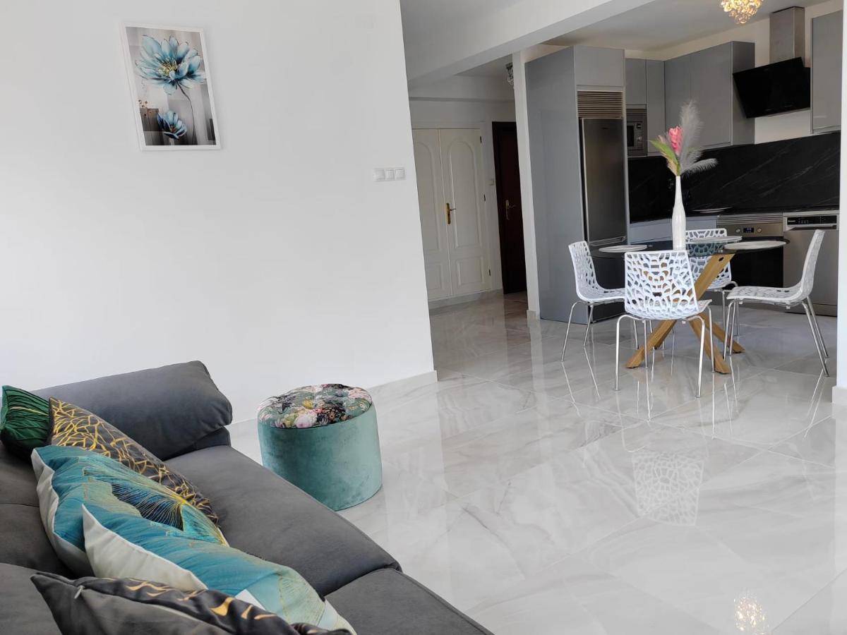 Apartamento La Torre,200M Hasta La Playa Benalmadena Bagian luar foto